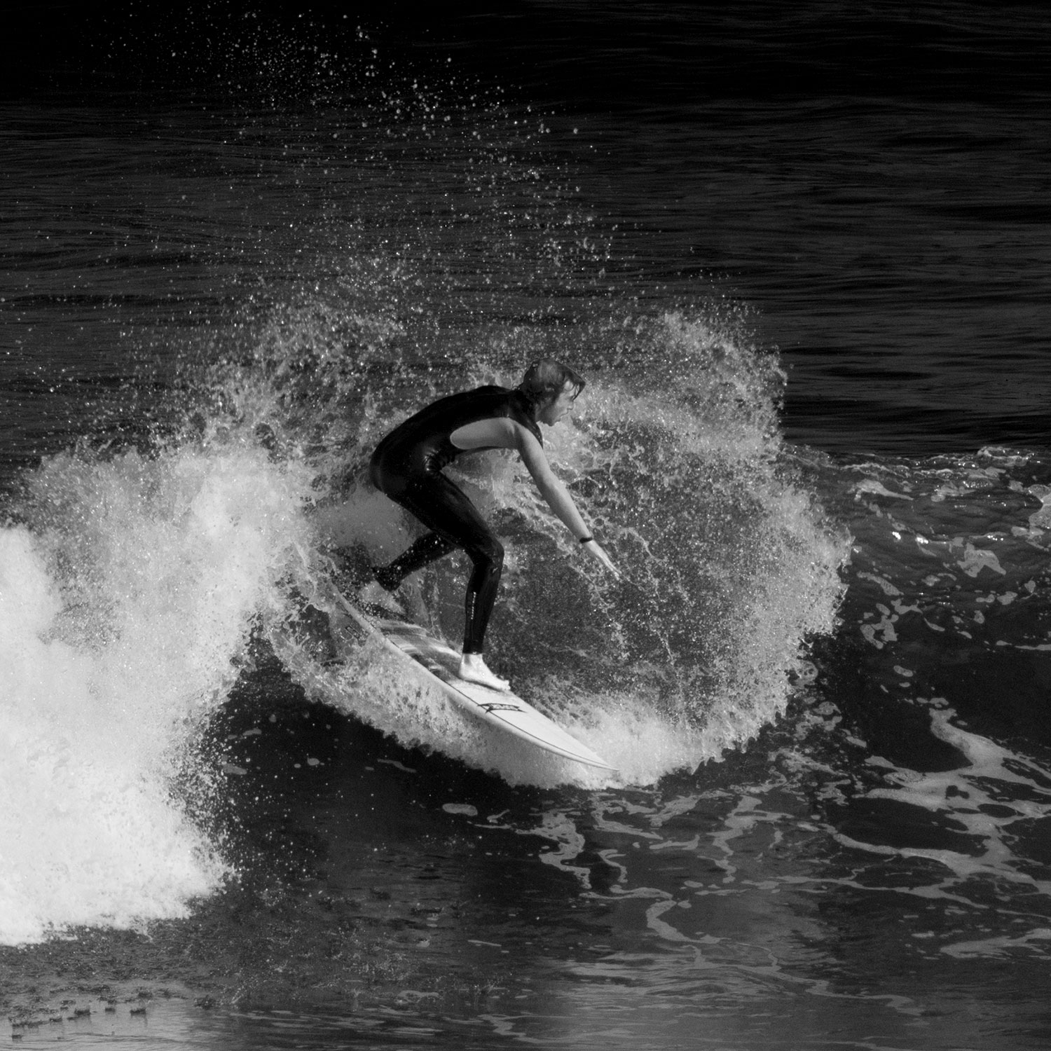 Surfer BoardMultiColorNB The Magic of Surfing in Black and White: Memories from Galicia